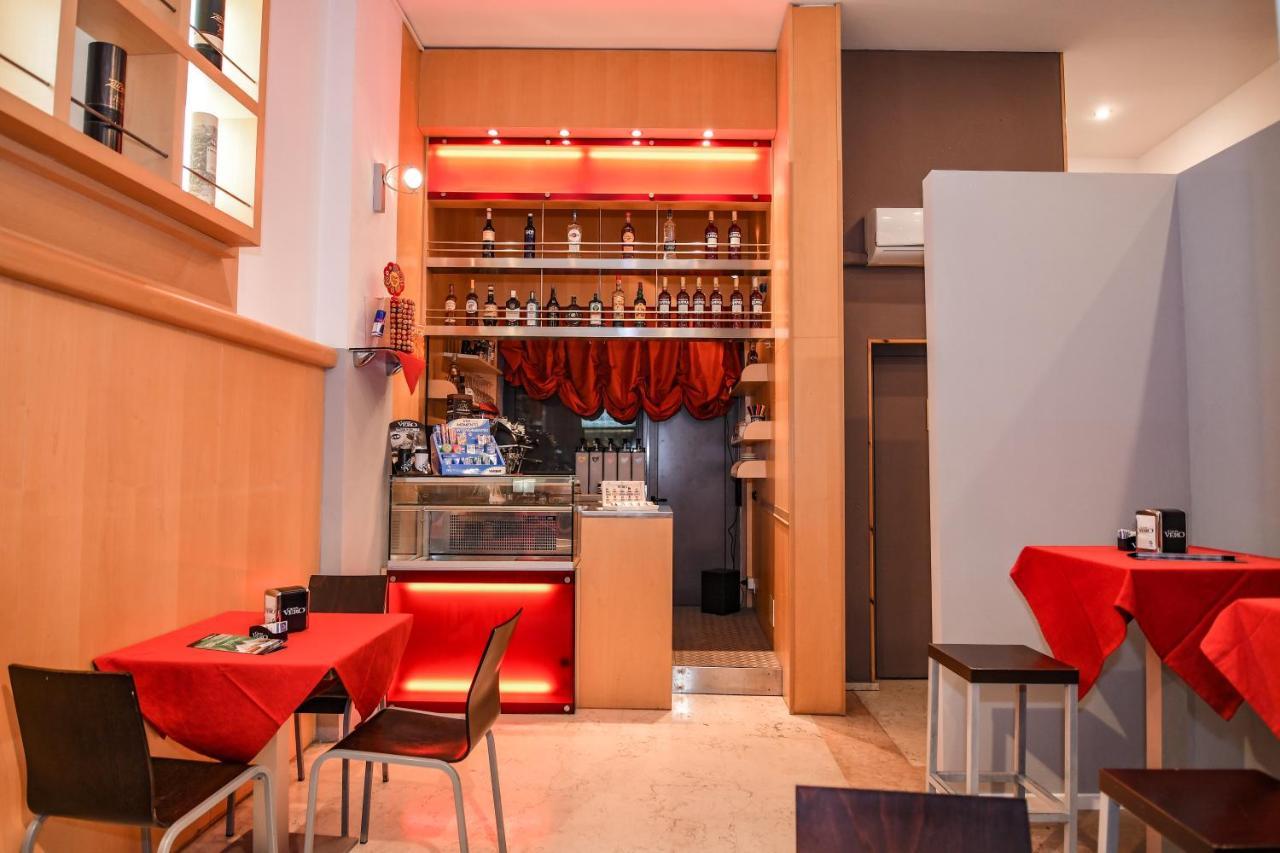 Zen Hotel Ferrara Bagian luar foto