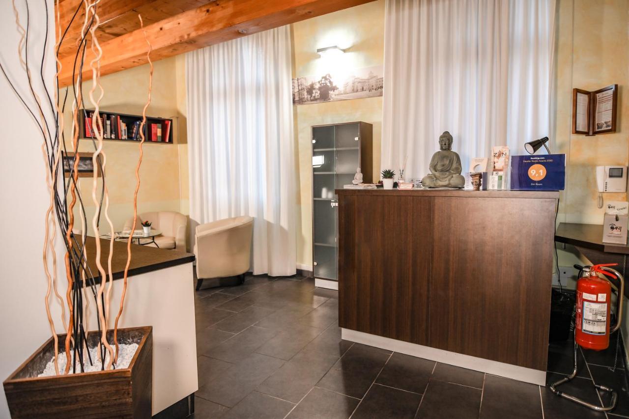 Zen Hotel Ferrara Bagian luar foto